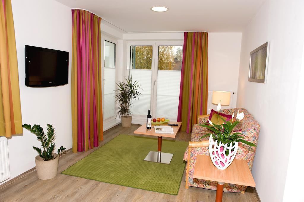 Ferienwohnungen - Boarding Wohnungen Sonnenhof Lenzing Kamer foto